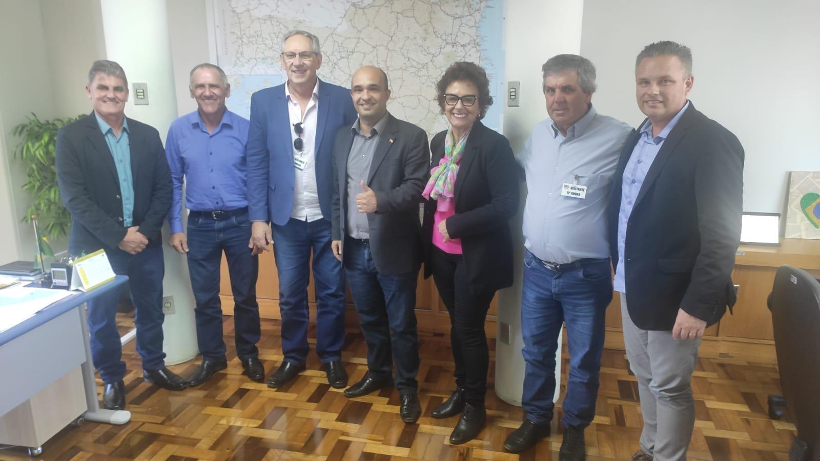 Comitiva de Vidal Ramos vai a Florianópolis em busca de recursos para melhorias da malha viária
