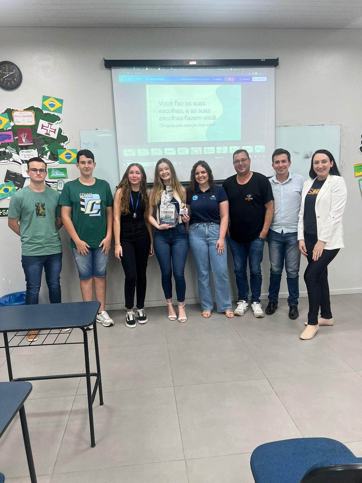 Concurso de Oratória da Click Soluções em Ituporanga revela jovens talentos da comunicação