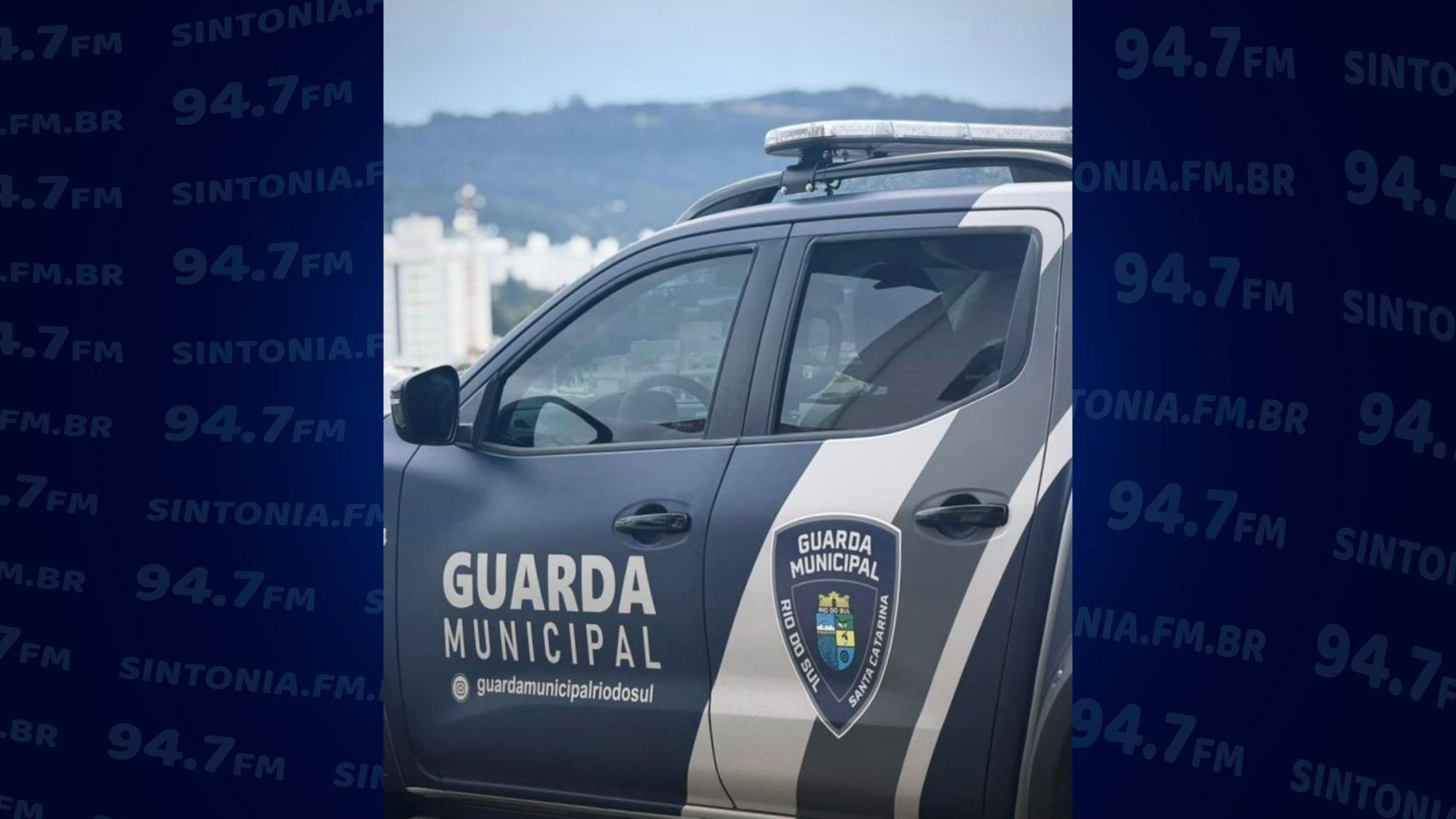 Condutor não habilitado tem moto removida após tentar fugir de abordagem no Alto Vale