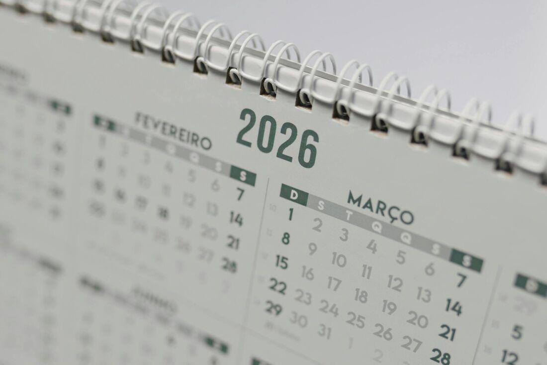 Confira os feriados de 2026: sete datas permitem emendar folga