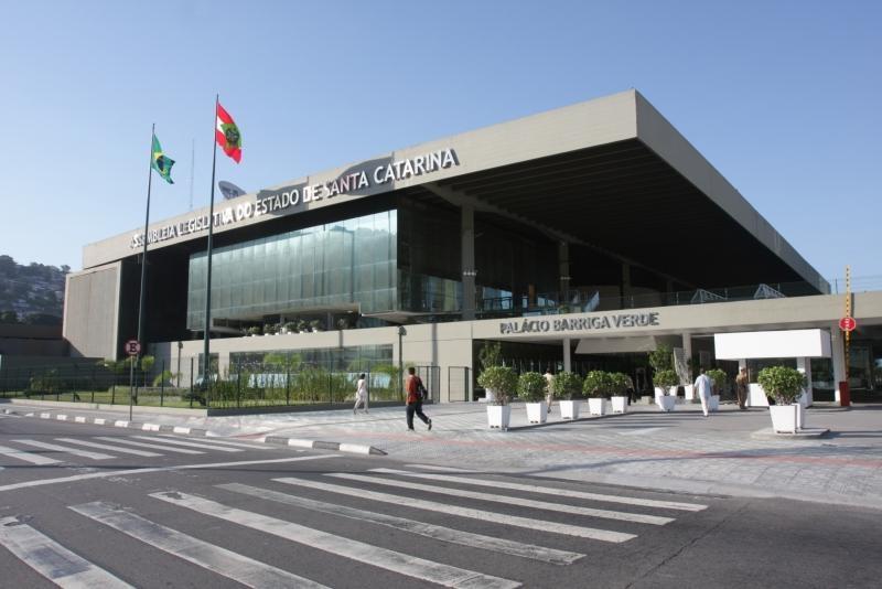Confira quem são os deputados estaduais de Santa Catarina