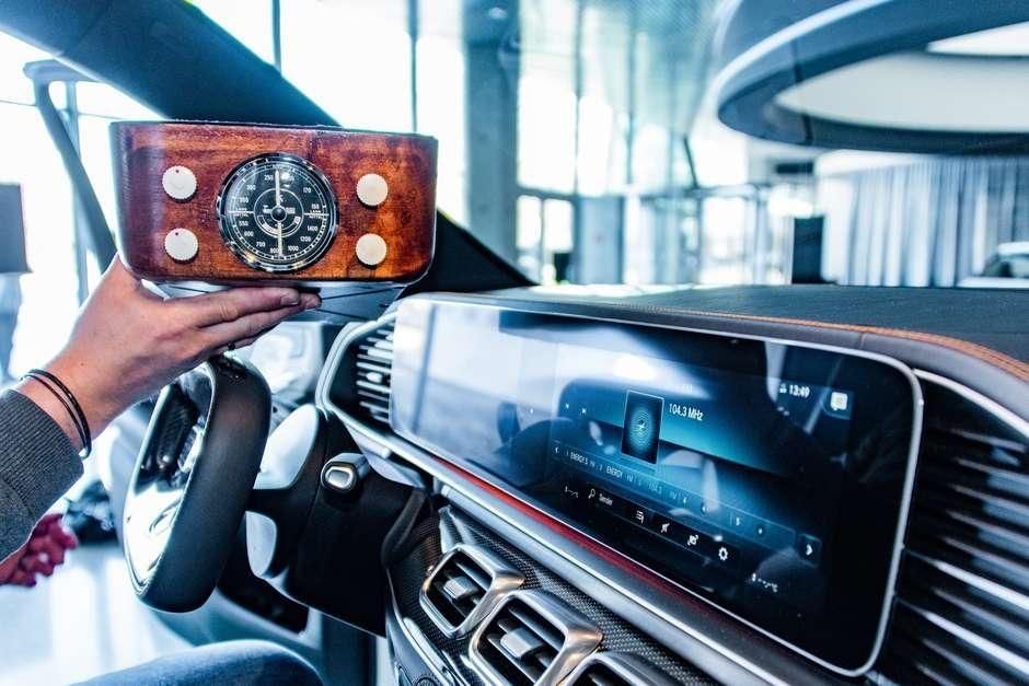 Conheça a história e a evolução dos rádios automotivos