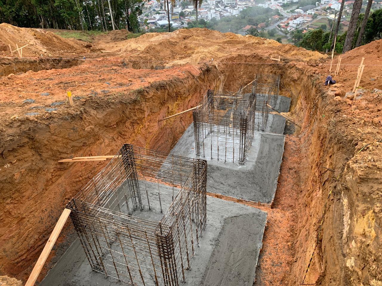 Construção da estátua de Nossa Senhora de Lourdes em Ituporanga é destaque estadual