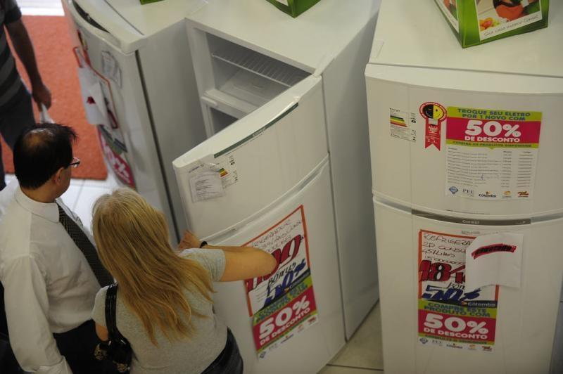 Consumidores da Celesc podem comprar eletrodomésticos com 50% de desconto