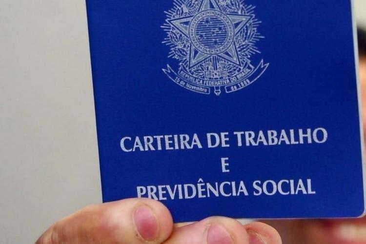 Coronavírus: Governo vai complementar renda de parte de trabalhadores que tiverem salário reduzido