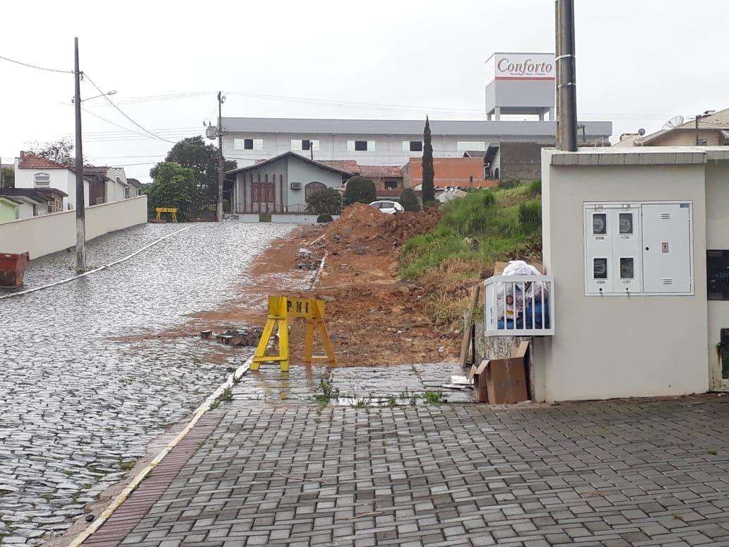 Corte de árvores no Centro de Ituporanga é criticado na Câmara de Vereadores