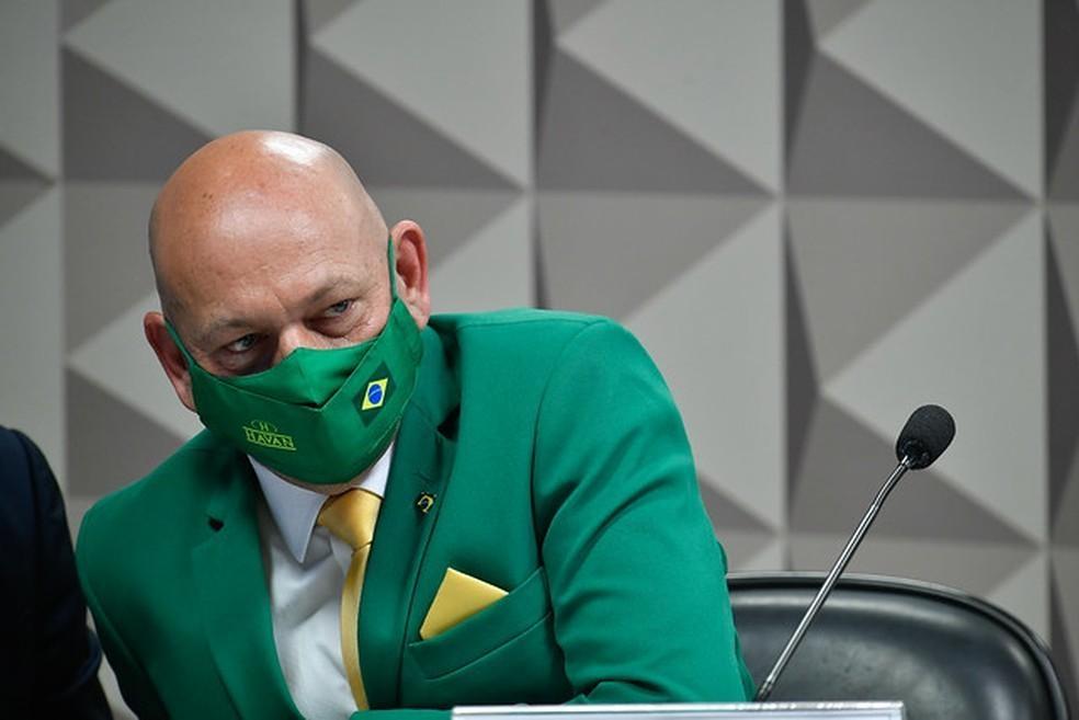 CPI da Covid pede indiciamento de Luciano Hang por incitação ao crime