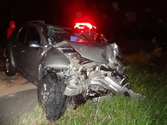Acidente envolvendo três carros deixa mais um morto na BR-470 