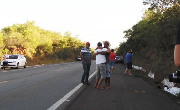 Filho de caminhoneiro é morto ao interceptar caminhão em protesto em São Sepé