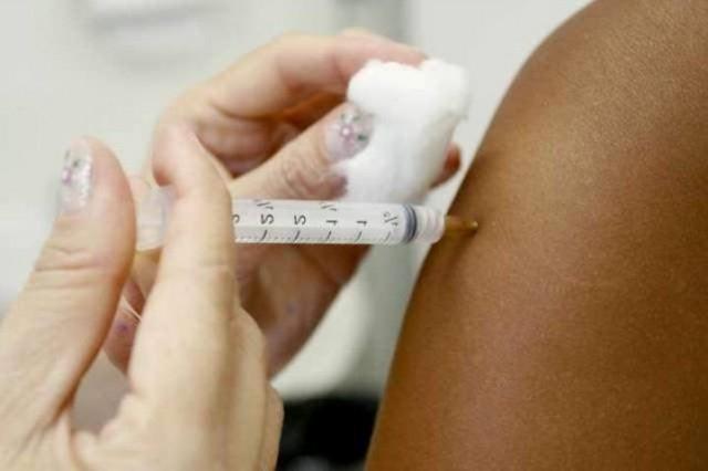 Mais de 400 pessoas são vacinadas em período de intensificação da Hepatite B em Ituporanga