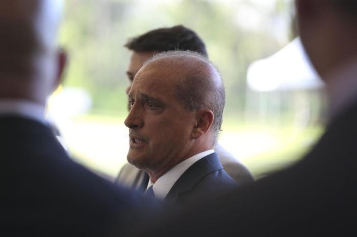 Decreto da posse de armas será editado até o dia 15, diz Onyx