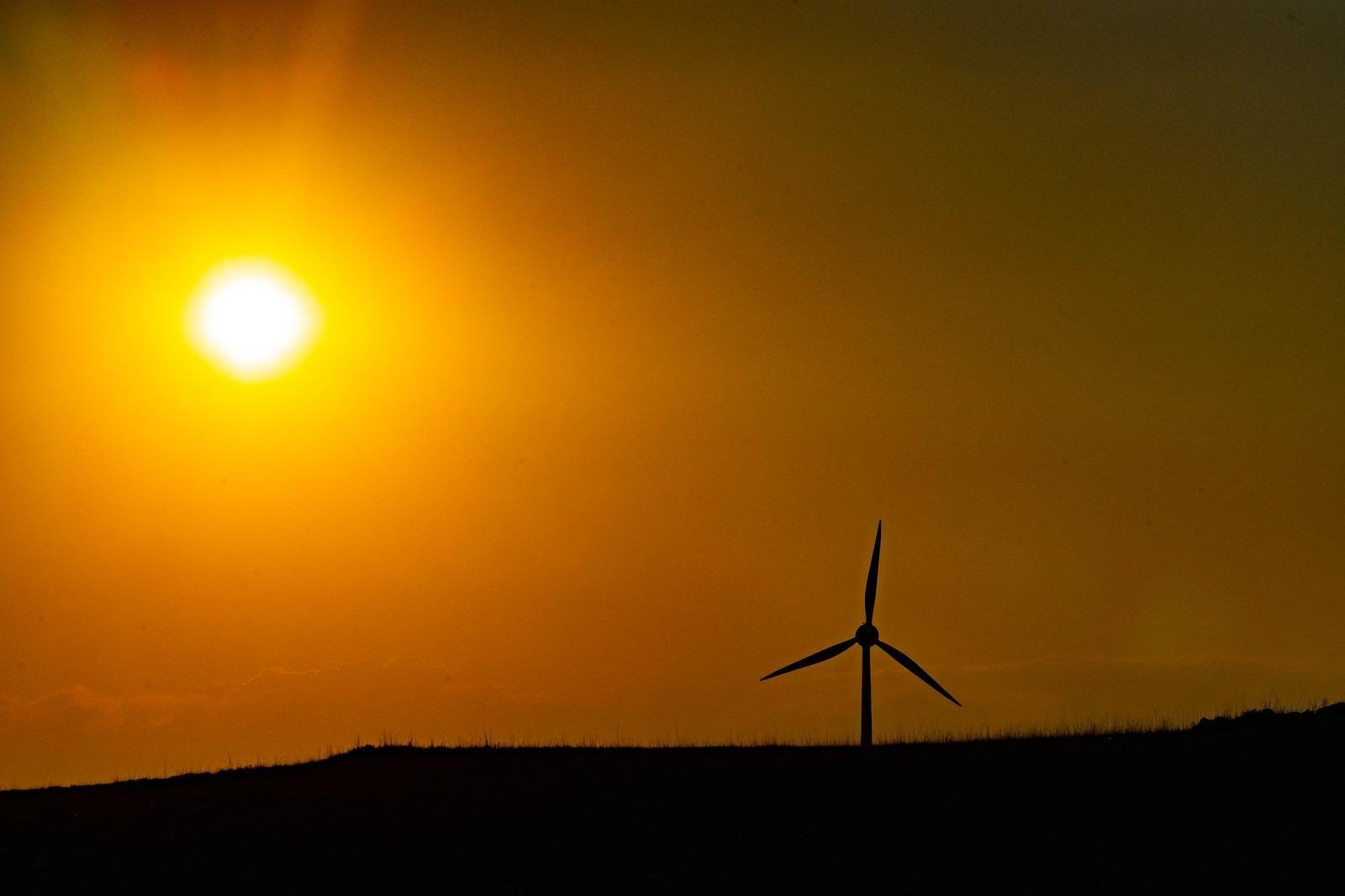 Defesa Civil alerta para calor intenso e temporais em Santa Catarina