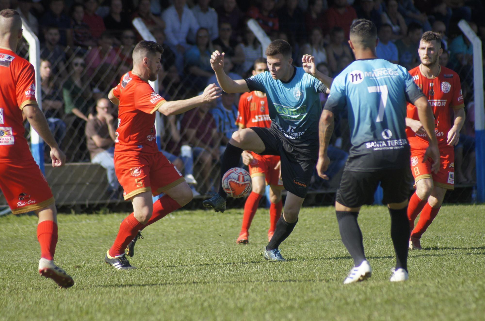Definidas as quartas de final da Liga Riosulense de Futebol 