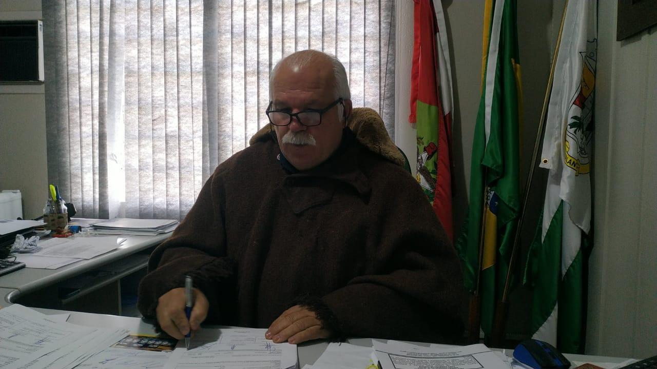 Demolição de prédio antigo para construção de Praça em Atalanta já tem data marcada