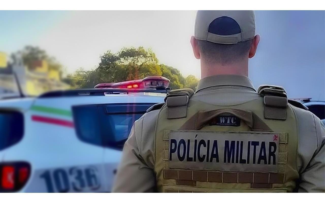 Denúncia de maus-tratos a animais leva à prisão por tráfico de drogas no Alto Vale