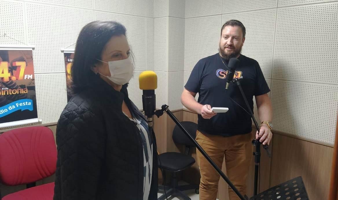 Deputada Angela Amin diz que não há omissão do governo no enfrentamento a pandemia
