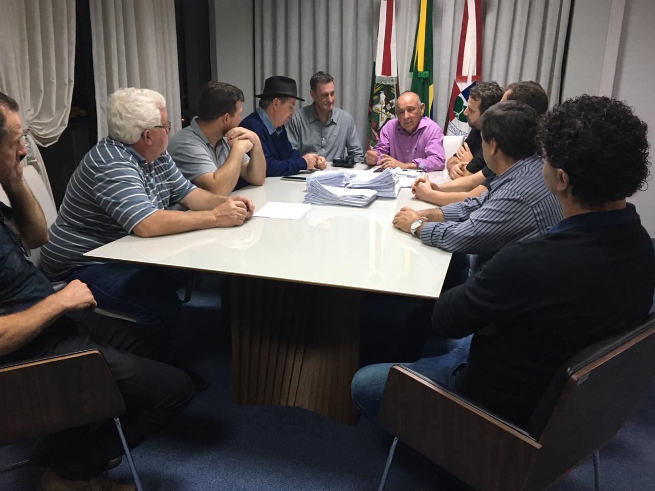 Deputados do MDB se colocam a disposição do prefeito de Ituporanga Gervásio Maciel (PP)