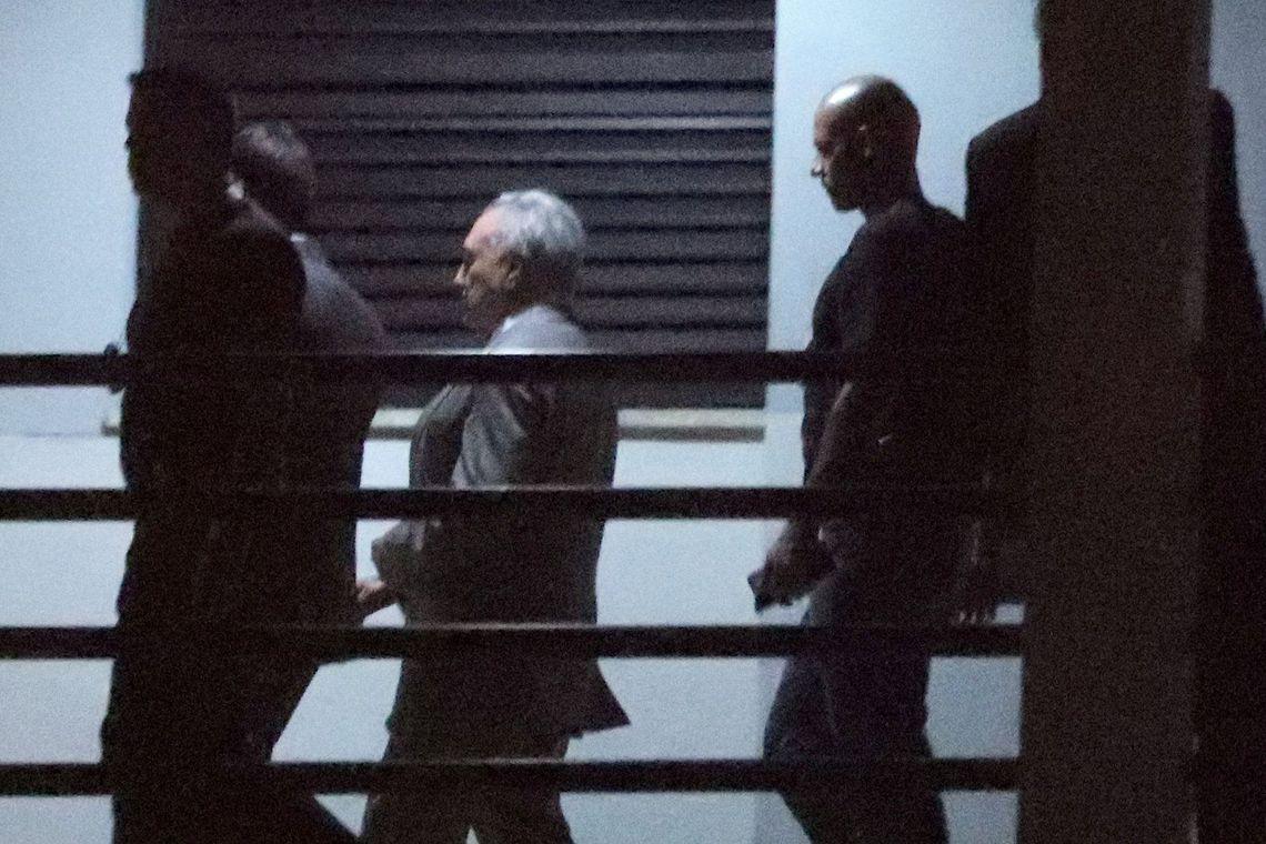 Desembargador manda soltar Temer e Moreira Franco