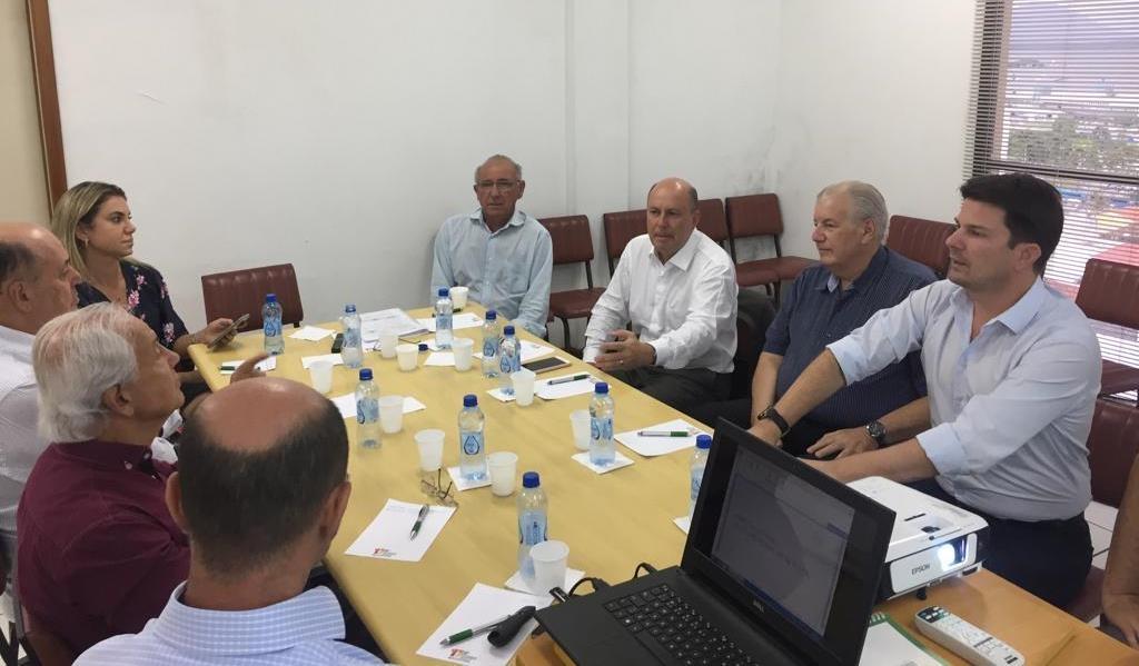 Diretoria da Acaert se reúne em Florianópolis 