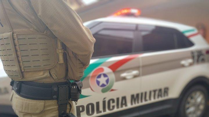 Dois homens são presos por tráfico e tentativa de homicídio contra policial em Ituporanga