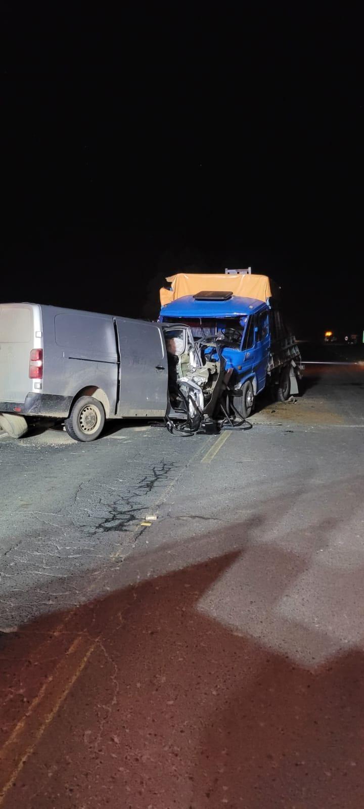 Dois motoristas ficam feridos em colisão na SC-350 em Ilha Grande Ituporanga