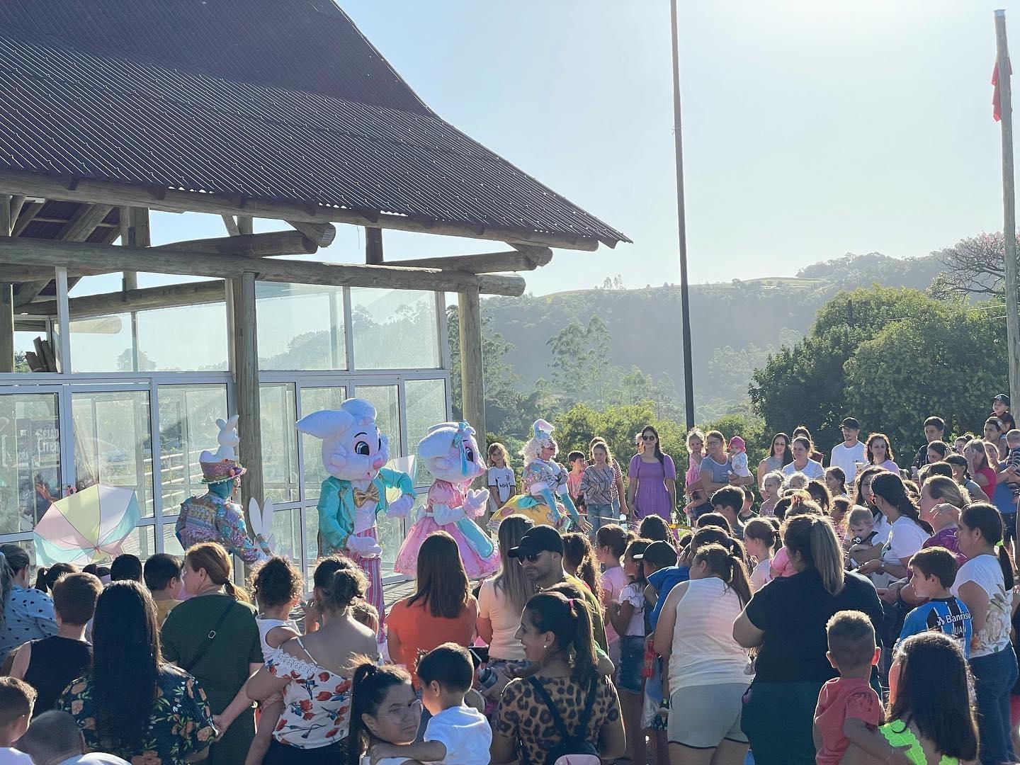 Domingo no Parque, edição especial de Páscoa em Ituporanga une alegria, descontração, brincadeiras e muitos brindes