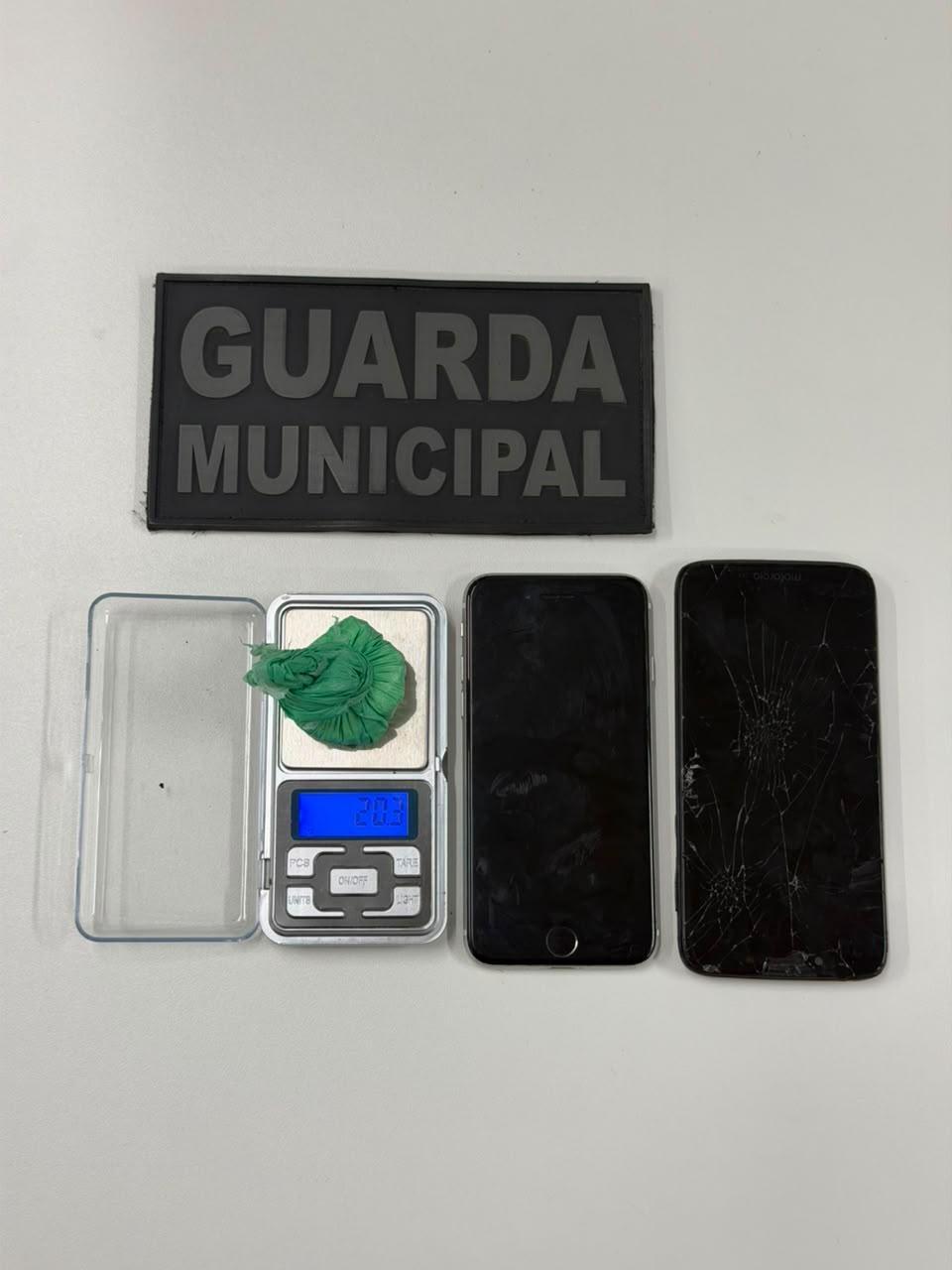 Dupla é presa por tráfico após fuga de motoneta em Rio do Sul