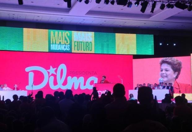 Convenção do PT oficializa Dilma e dá o tom da campanha