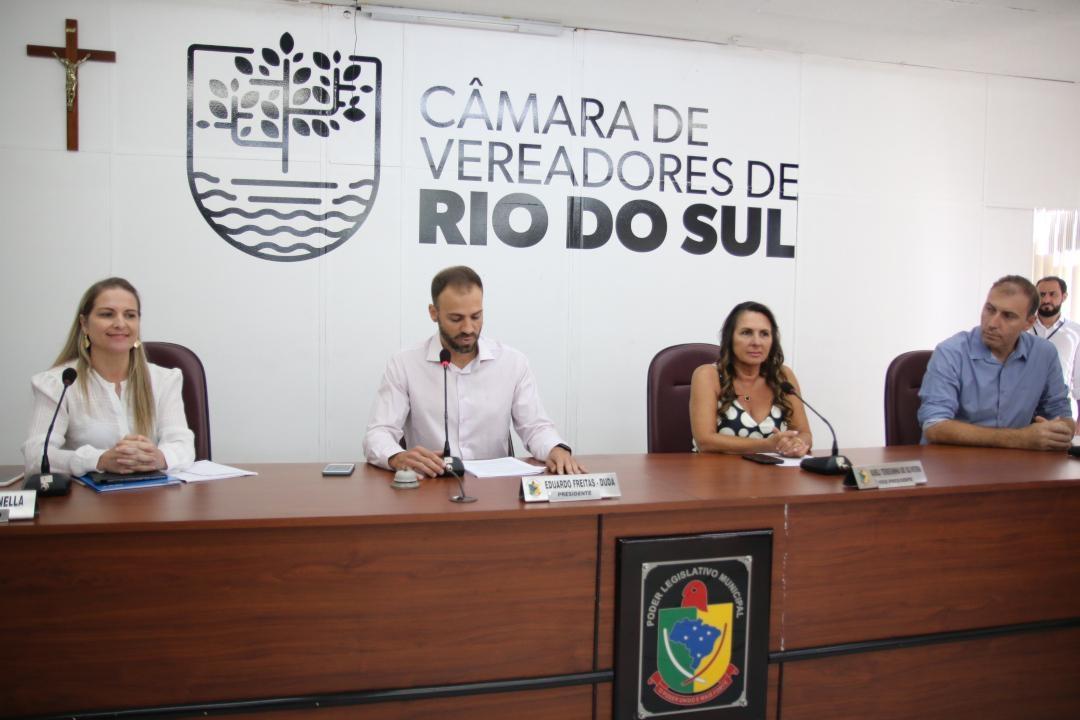 Eduardo Freitas (Duda) é eleito o novo presidente da Câmara Municipal de Rio do Sul