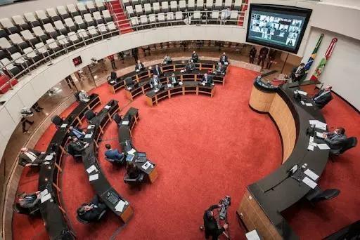Eleições 2022: 194 candidatos disputam pela primeira vez uma vaga na Alesc