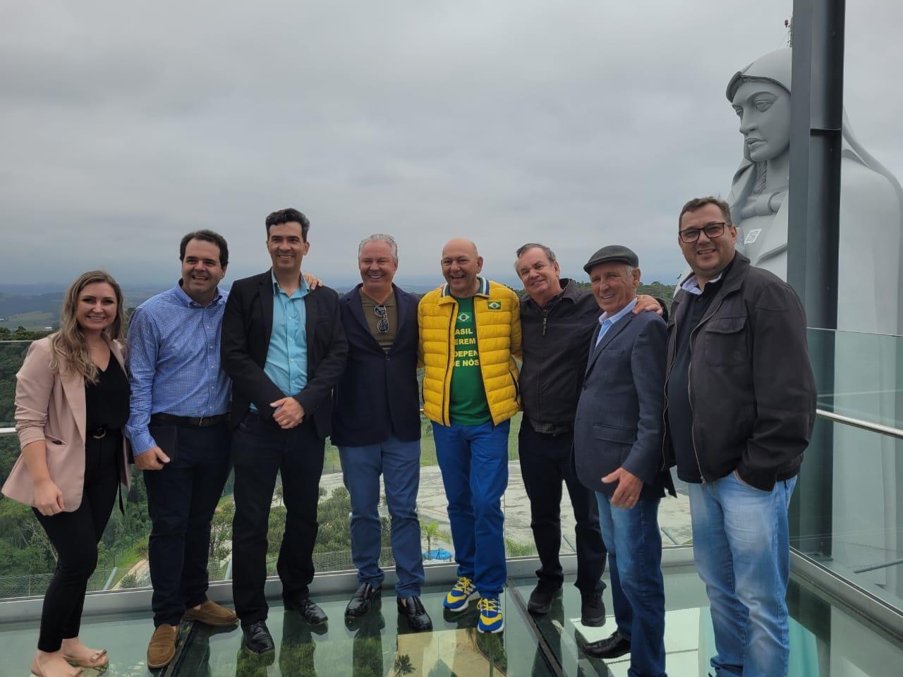 Empresário Luciano Hang visita Ituporanga e fala sobre empreendedorismo e política