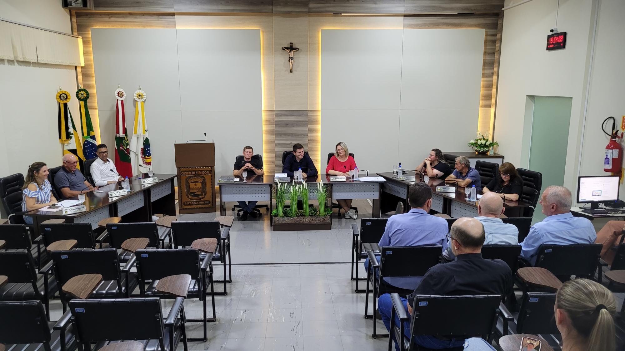 Entidades de Petrolândia são contrárias a liberação do aborto; vereadora apresenta moção de apoio ao Congresso em ação contra o STF