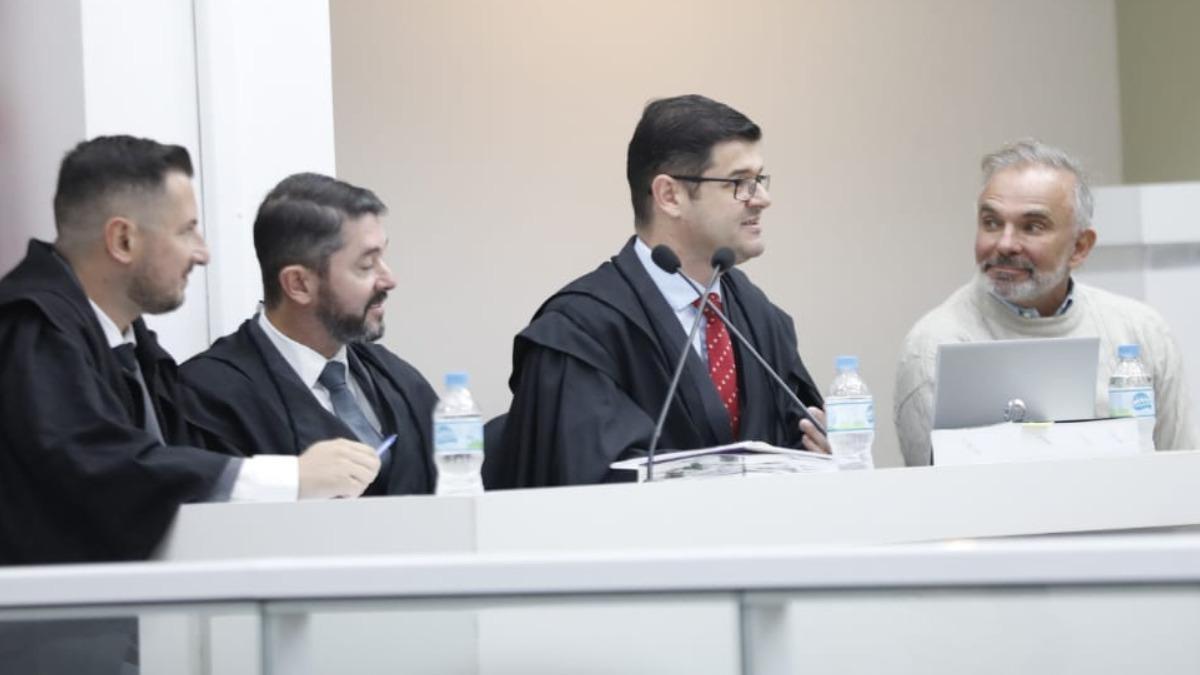 Ex Deputado João Pizzolatti é condenado à prisão