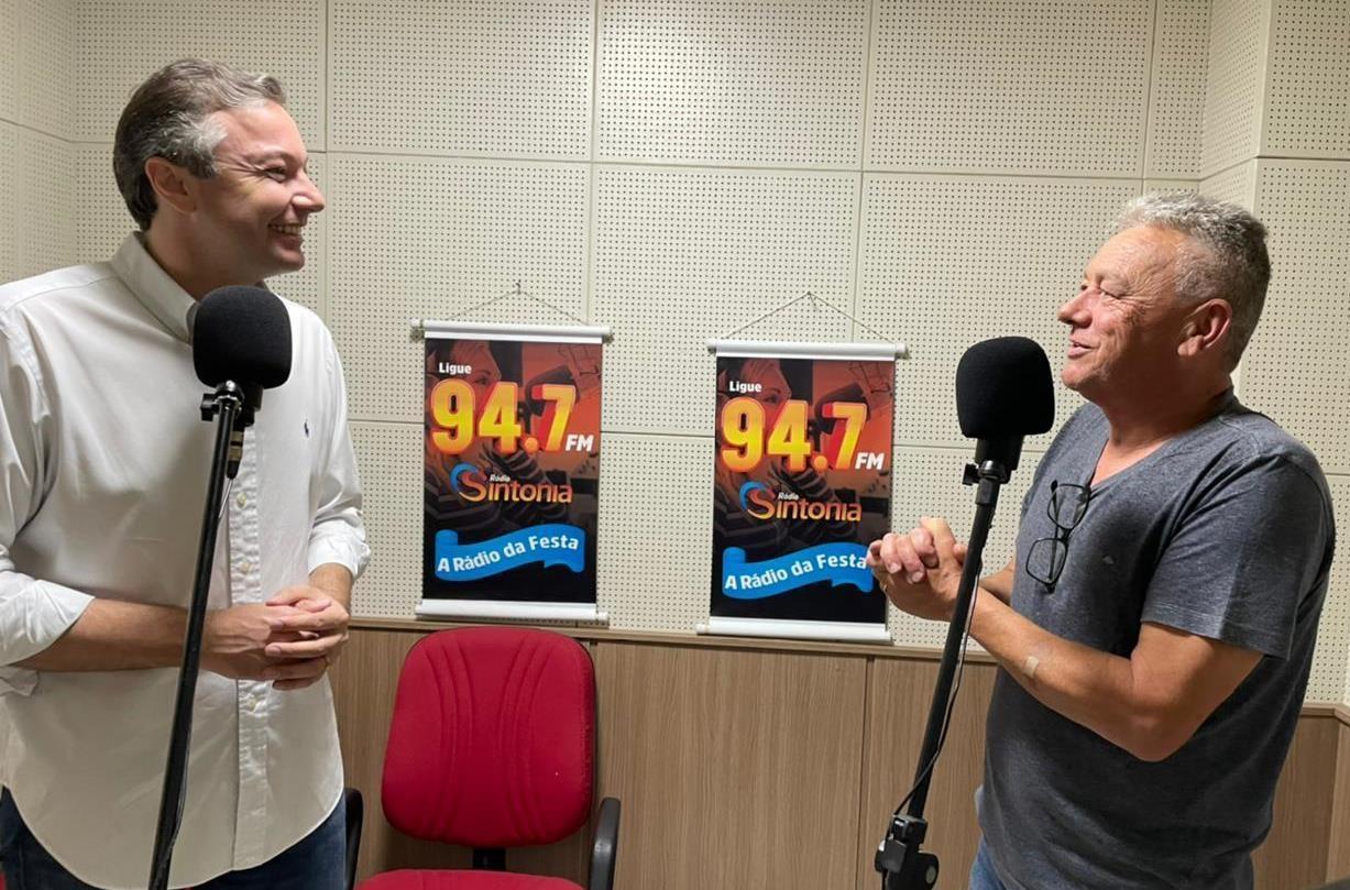 Ex-prefeito de Blumenau e pré-candidato ao Governo do Estado Napoleão Bernardes cumpriu agenda na região