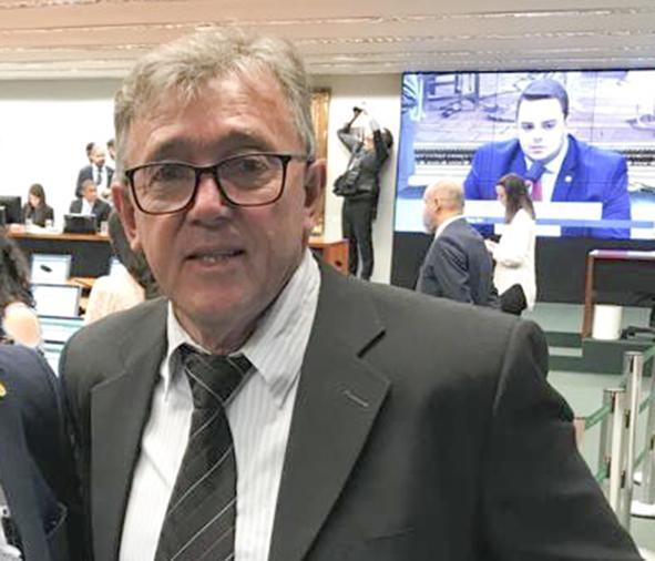 Ex-prefeito de Petrolândia é inocentado em ação de improbidade administrativa e tem bens desbloqueados pela Justiça
