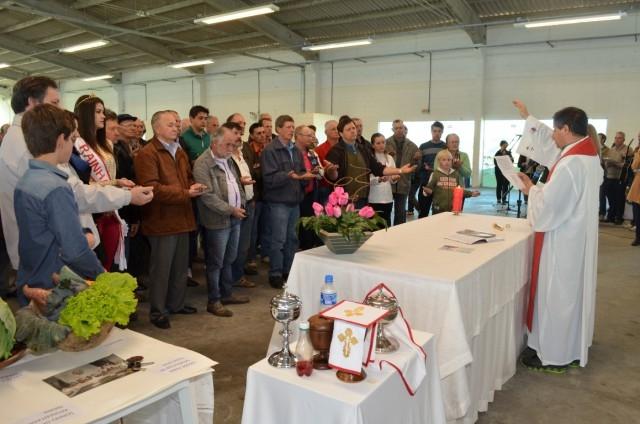 Mais de 1000 pessoas prestigiam Festa do Colono de Vidal Ramos