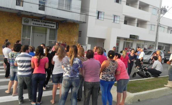 Bom Retiro: População faz protesto contra violência e pede mais segurança
