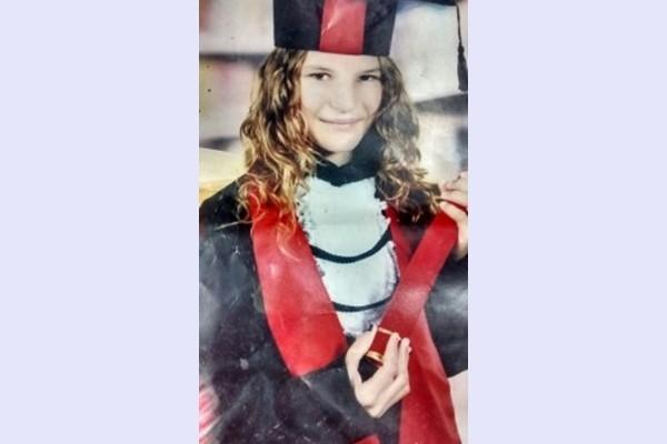 Garota de 15 anos está desaparecida após sair de casa noturna em Agrolândia