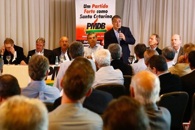 Parcela do PMDB aceita participação do PP em aliança com Raimundo Colombo 