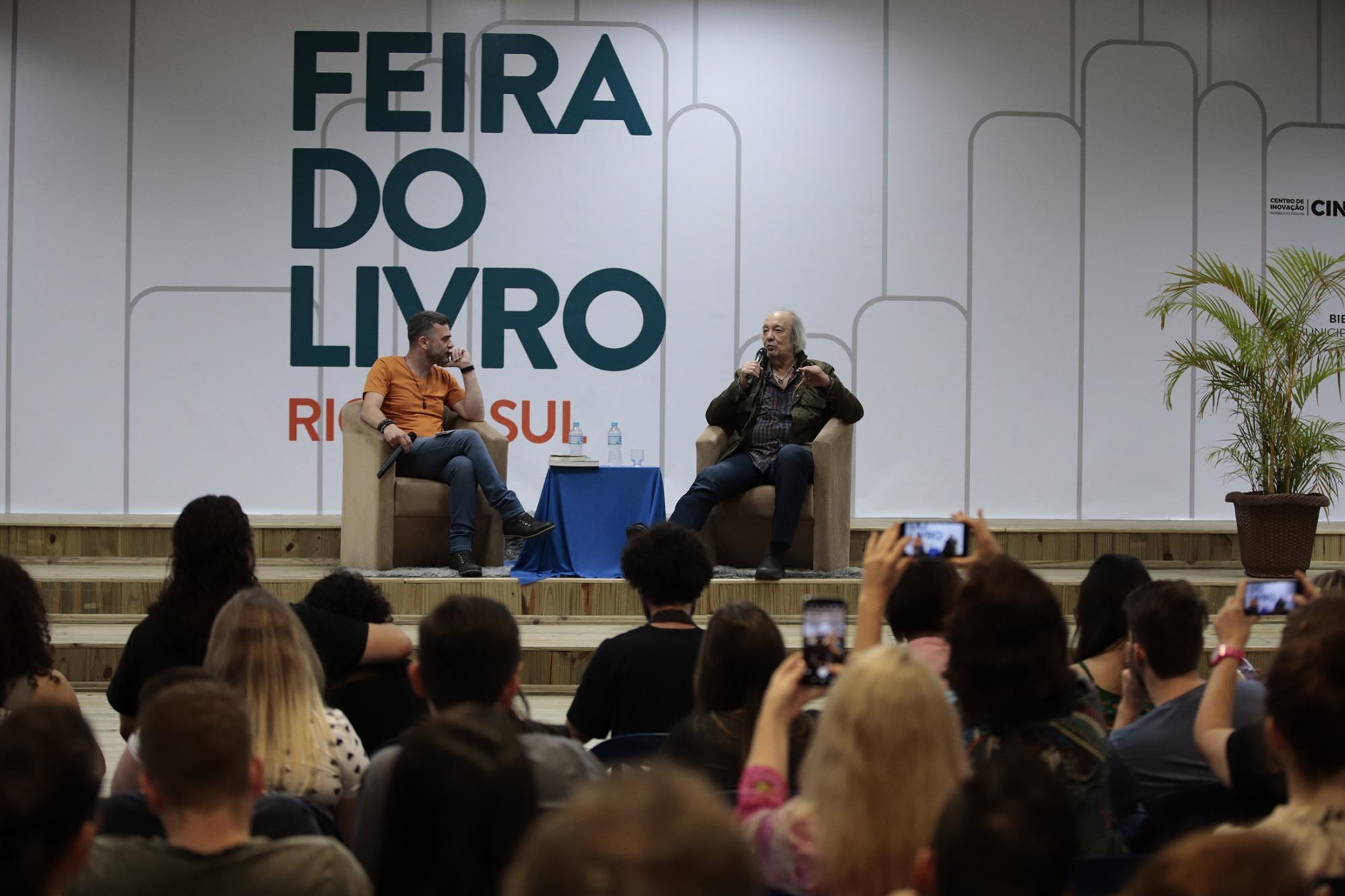 Feira do Livro de Rio do Sul recebe 13,5 mil visitantes