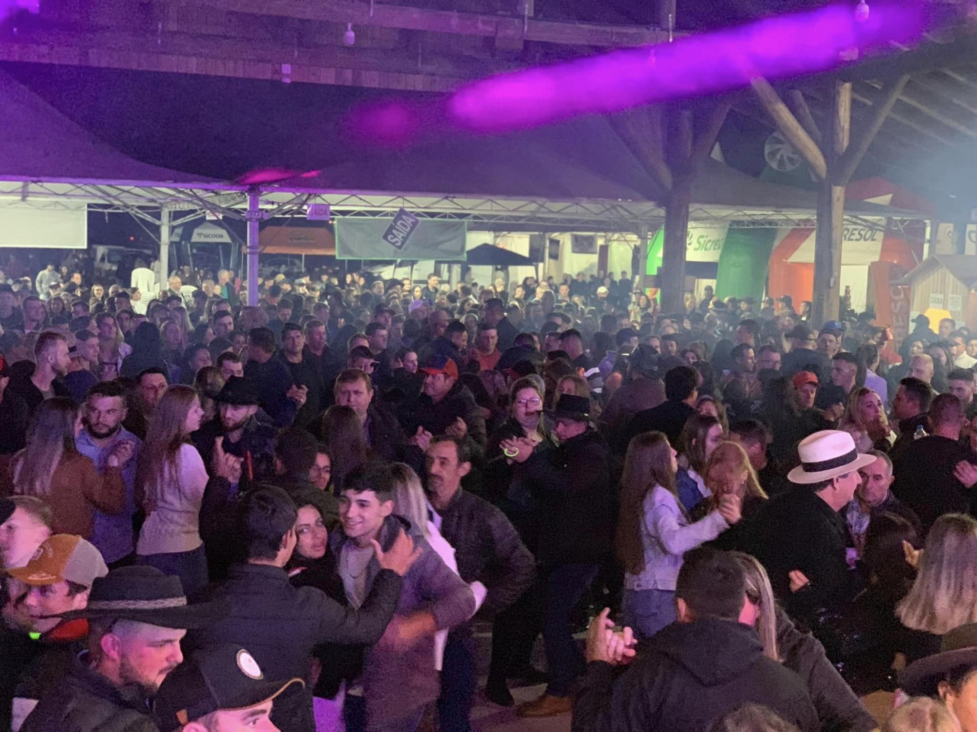 Festa do Colono e Motorista de Chapadão do Lageado é sucesso de público