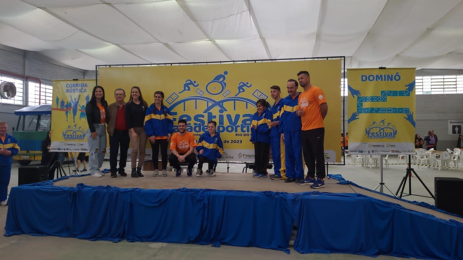 Festival Paradesportivo inédito reúne APAEs de toda Santa Catarina em Rio do Sul
