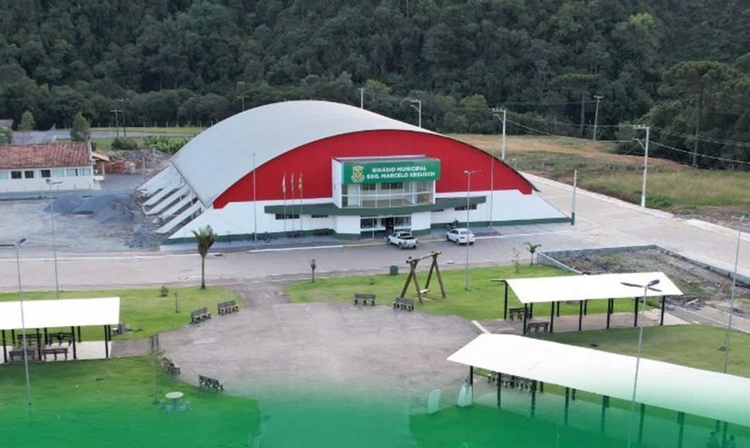 Finais do Campeonato Municipal de Futsal serão disputadas neste sábado (18) em Leoberto Leal
