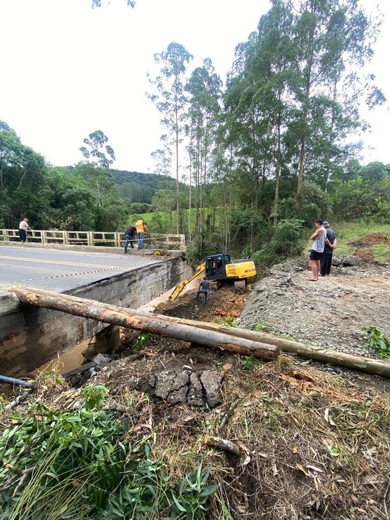 Fortes chuvas causam estragos em mais de 10 pontes no município de Ituporanga