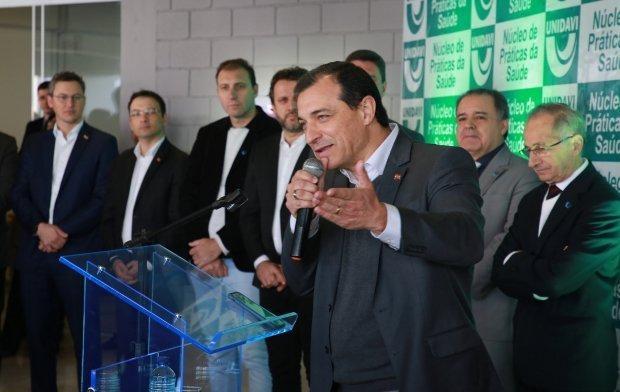Governador Moisés diz que vai analisar questão da isenção de ICMS dos defensivos agrícolas