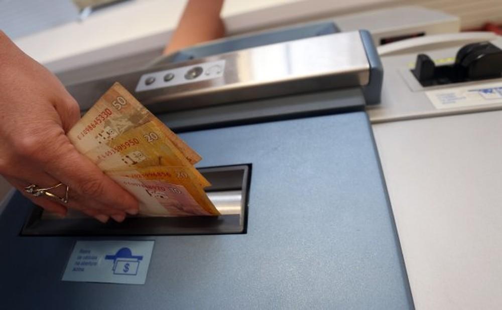 Governo de SC anuncia que vai pagar o 13º salário em três parcelas
