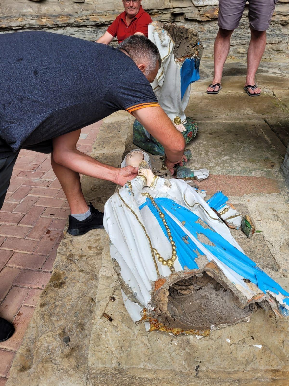 Gruta Nossa Senhora de Lourdes é alvo de vandalismo, santa foi quebrada na madrugada deste sábado