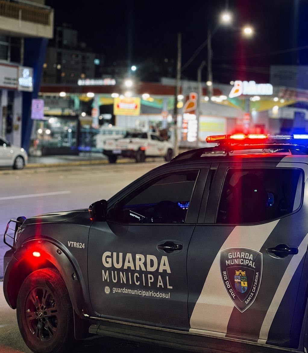 Guarda Municipal controla briga generalizada em frente a casa de shows em Rio do Sul