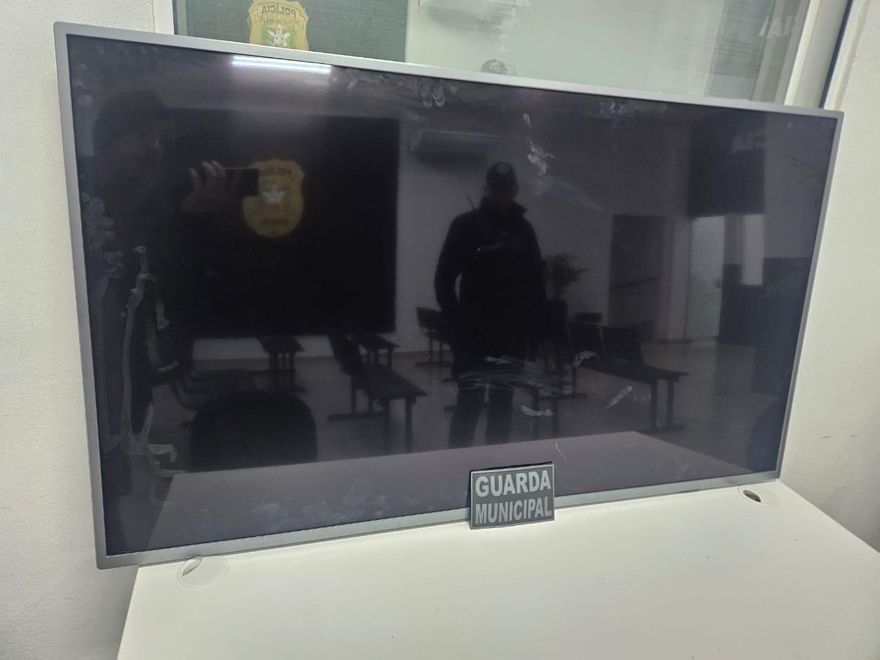 Guarda Municipal recupera televisor furtado de igreja em Rio do Sul