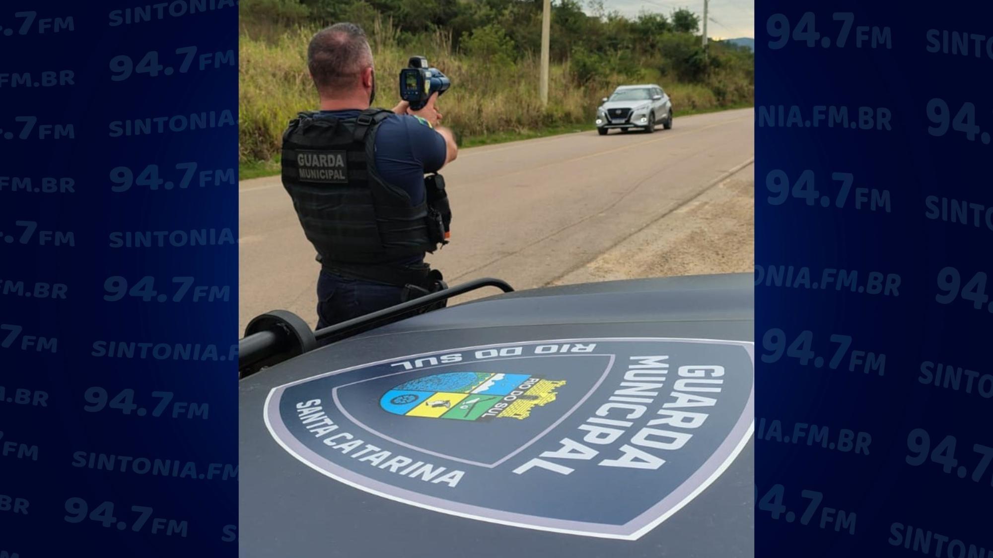 Guarda Municipal reforça fiscalização de velocidade com radar móvel em Rio do Sul